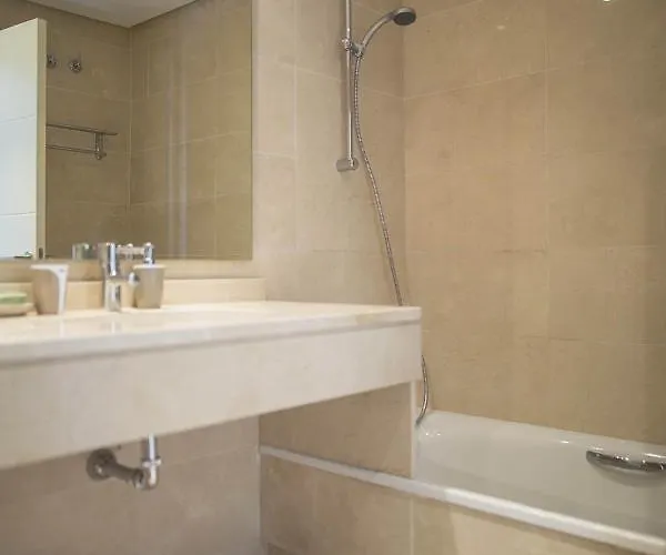 Alcazaba Lagoon 2165