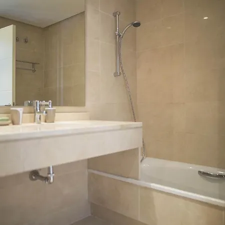 Alcazaba Lagoon 2165