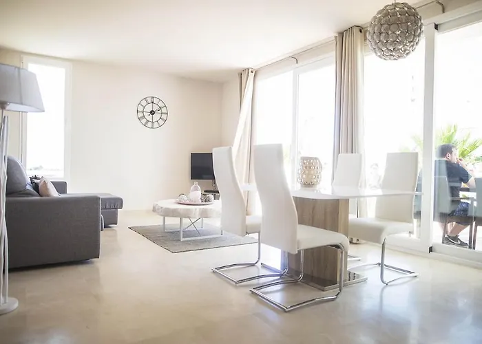 Alcazaba Lagoon 2165